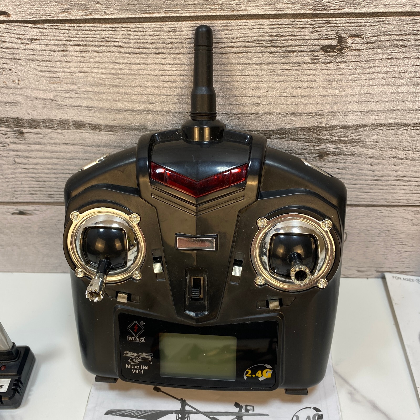 WLToys V911 4CH RC Copter Radio Control Helicopter For Parts or