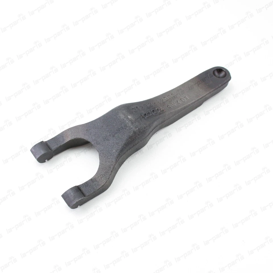 Genuine Toyota Supra Lexus IS300 SC300 Non Turbo Clutch Release Fork 31204-22050 - Image 2 of 4