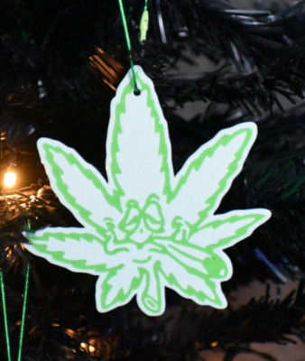 Happy Leaf! Christmas Ornaments ( 4inx4in) - 3D Printed ~ TJC