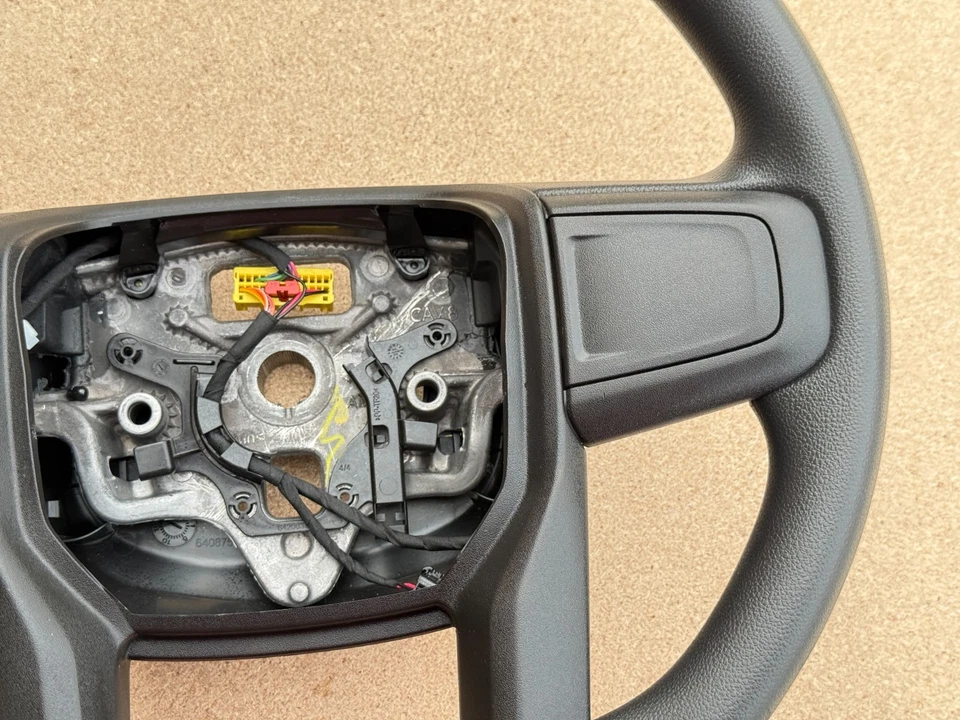 GMC SIERRA 2500 HD 2019-2023 volante con interruptor de control OEM Foto 2 de 4