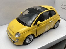 Modellautos 1:24 Mondo Motors Fiat 500 mit OVP