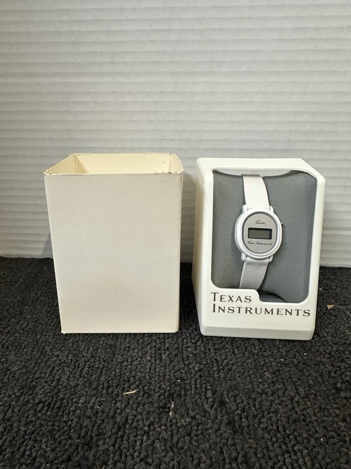 1980s Vintage Texas Instruments digital LADIES white watch new in case ...