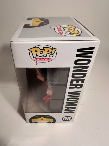 Universo DC - Mujer Maravilla 08 Funko Pop! Figura Vinilo Lanzamiento 2016 - Imagen 2 de 8