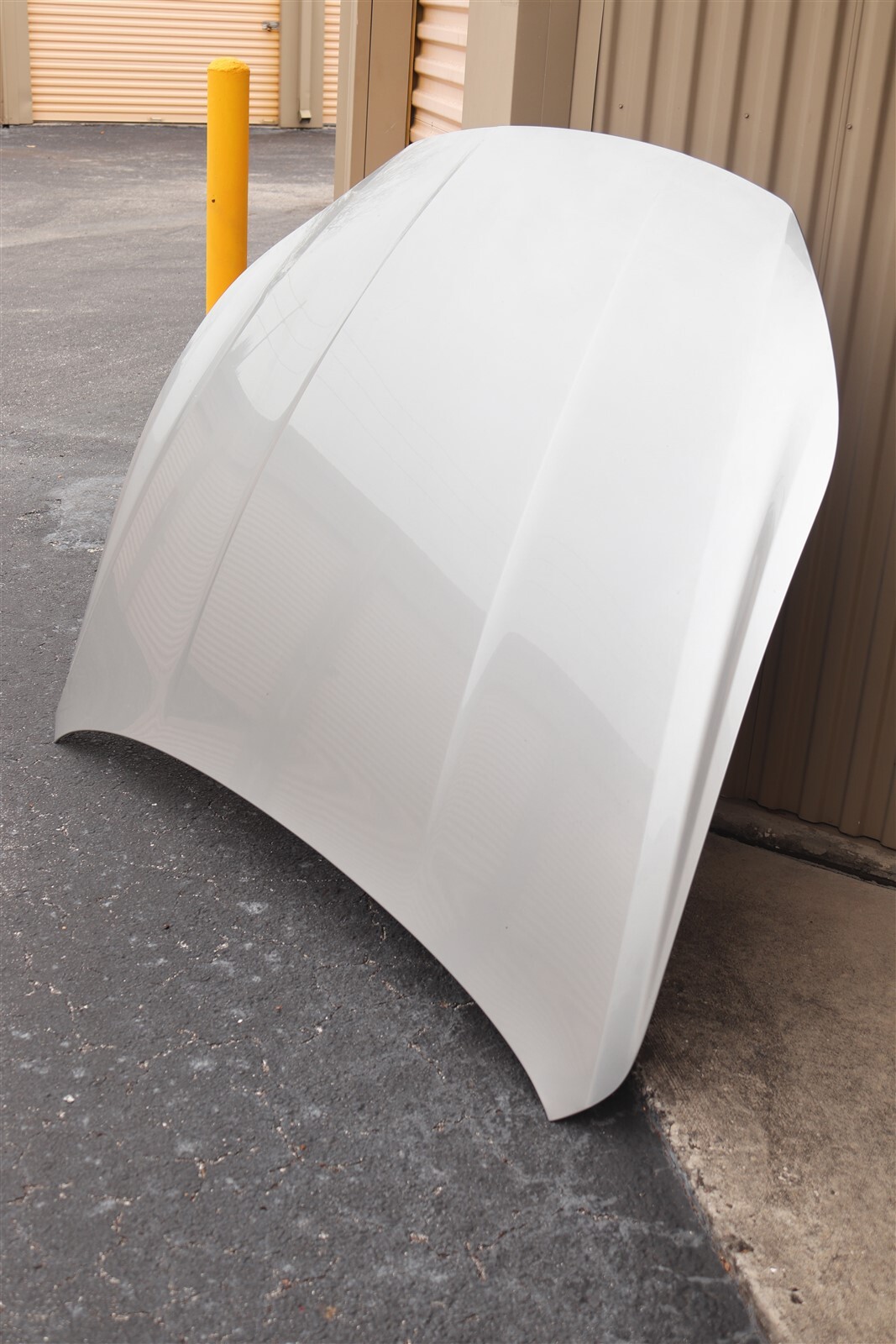 14-18 MASERATI GHIBLI Hood Cover Complete *LOCAL PICK UP ONLY*