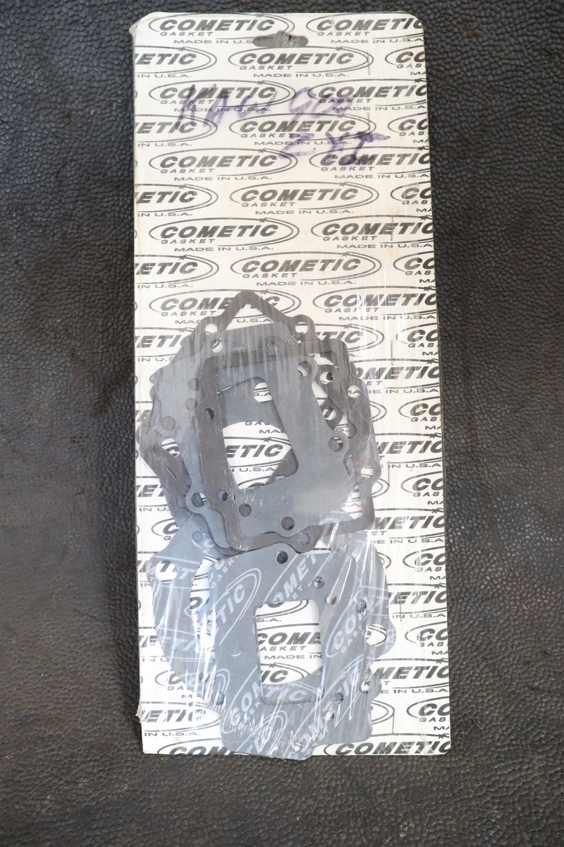 NOS - COMETIC KAWASAKI 1995-99 900 ZXI 98-00 STX GASKET SET