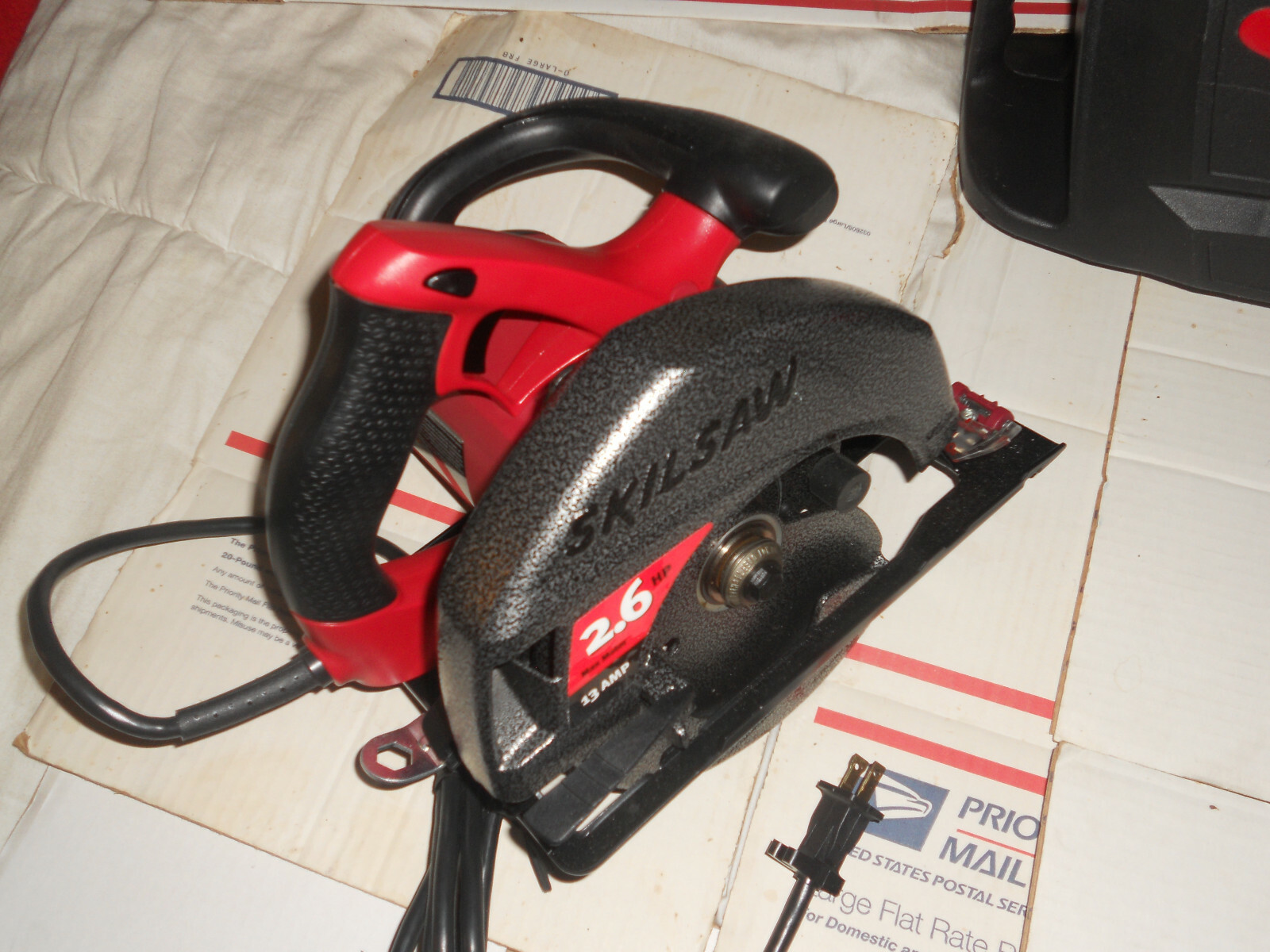 SKIL CIRCULAR SAW 2.6 HP, MODEL 5700 13 