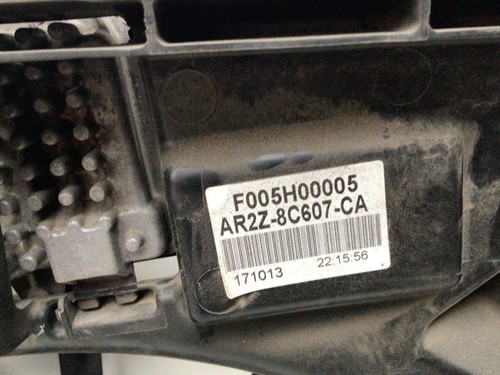 Ford Territory SZ TX TS Titanium radiator thermos fan only AR2Z-8C607-CA - Picture 5 of 5