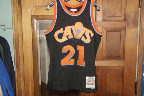NBA Mitchell & Ness Cleveland Cavaliers 1984 Jersey Swingman S - 第 2/5 張圖片