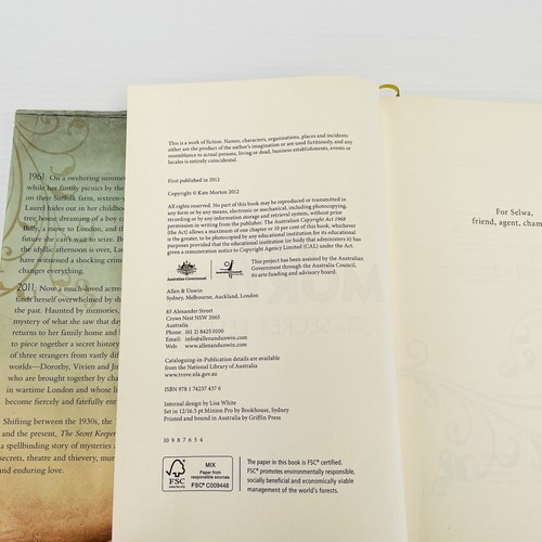 Lote de libros Kate Morton romance histórico guardián secreto y la niebla cambiante - Imagen 5 de 12