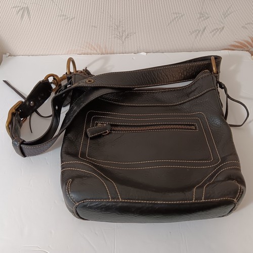 Ladies Coach Black Leather Shoulder/Cross Body Bag W/ Adjustable Strap