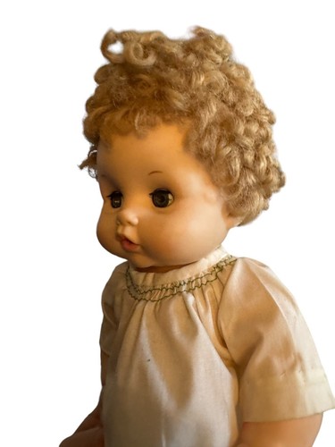 Vintage Effanbee 1965 Doll 12'' - Picture 5 of 9