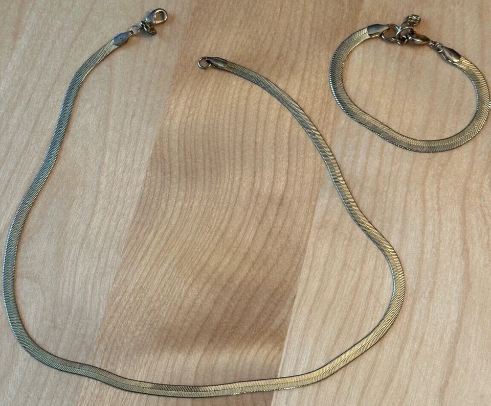 GORJANA VENICE GOLD PLATED 17" NECKLACE + 7" BRACELET - Image 2 of 4