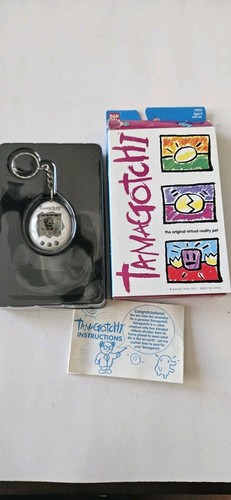 Bandai 1996/1997 Originale TAMAGOTCHI Virtual Pet Bianco - Foto 4 di 5