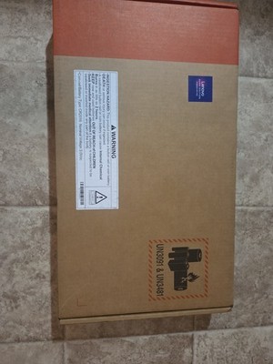 Lenovo Yoga 7 2-in-1 Laptop 14'' 2K OLED Touch AMD Ryzen AI 5 340 16GB/512GB NEW!