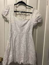 Forever New Maeve Bubble hem embroidery mini dresss size 8