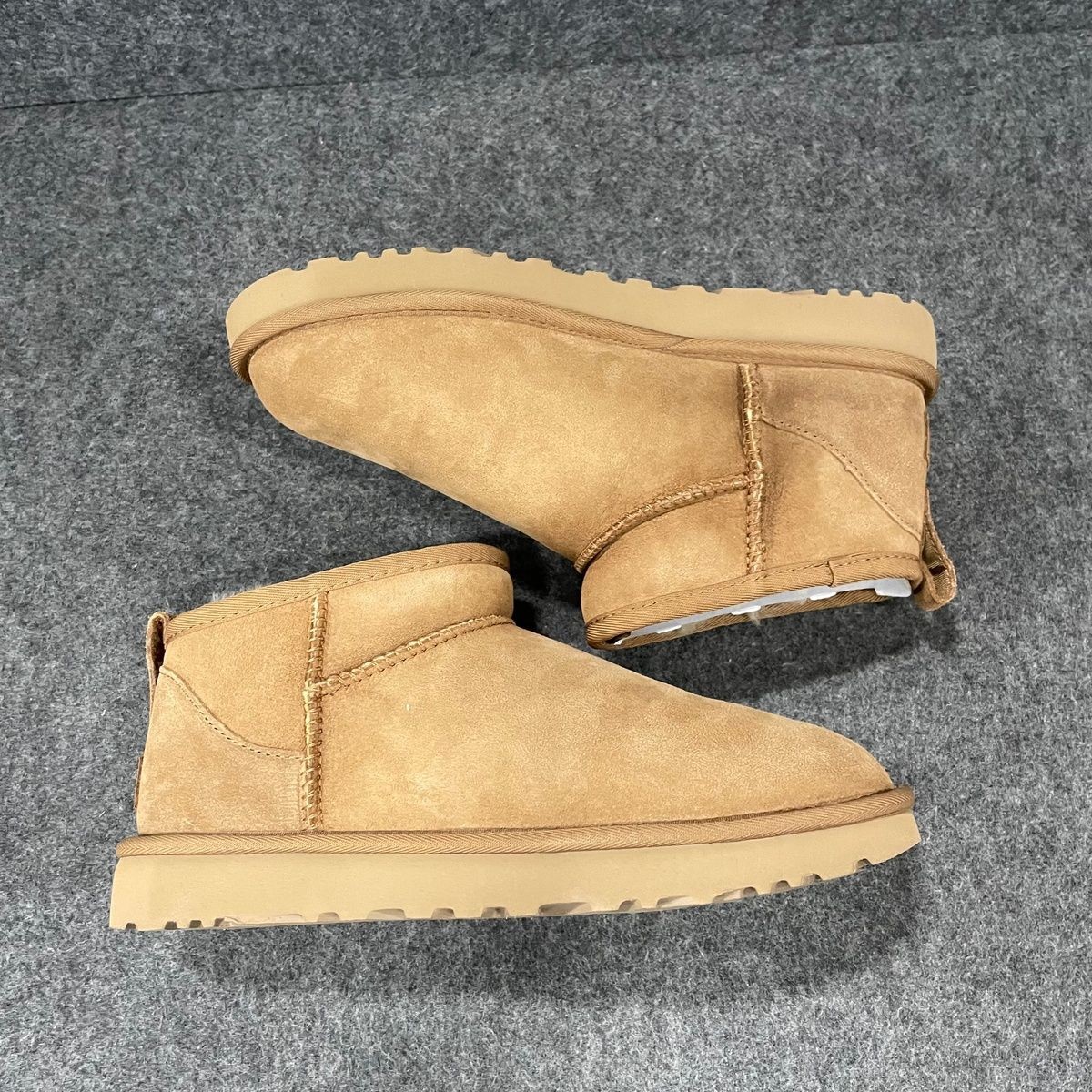 UGG CLASSIC MINI ブラウン US 09 UGG Classic Ultra Mini Women's Boot - Brown, US 9 for sale
