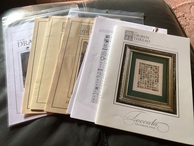 5x Der gezogene Faden Kreuzstich Diagramme - Toccata Hanas Little Spot Time Flies +