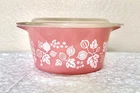 Vintage PYREX Pink Gooseberry Dish With Lid excellent condition 473 1 QT