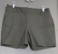 LOFT, Women s Olive Green Shorts, The Riviera Short Size 6
