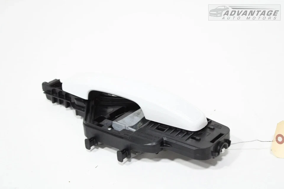 Ford Expedition 2018-2021 manija de puerta exterior del conductor delantero izquierdo con soporte OEM Foto 3 de 4