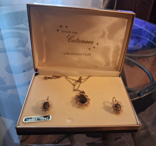 Catamore 12K Gold Filled Topaz Jewelry Set Necklace Pendant Earrings