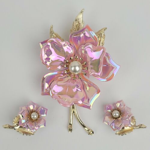 Vintage Coro Enamel Flower Brooch Pin And Matching Clip On Earings w/ Pearlf - Picture 2 of 24