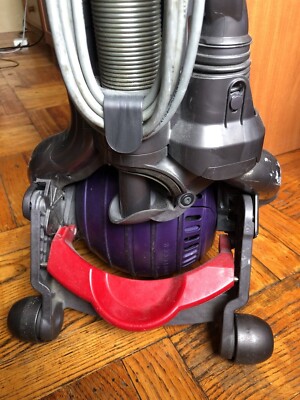 Dyson ball DC25 vacuum cleaner animal-use only parts-doesn't work