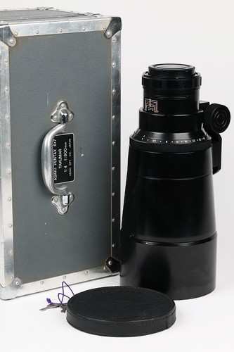 Pentax 67 Takumar 600mm f4.0 Lens with Case