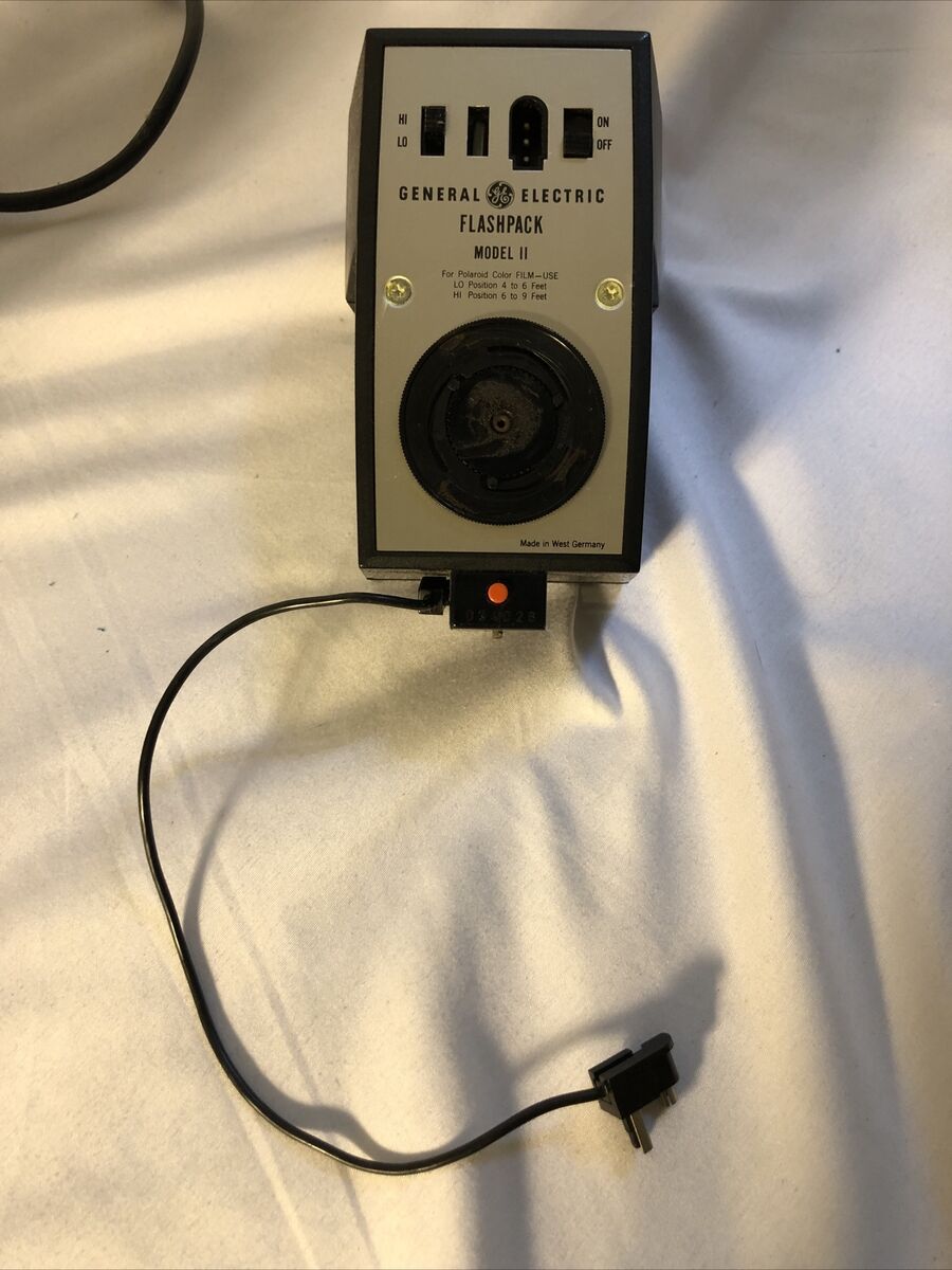 Poloroid Automatic 250 Land Camera with Manual, Flash Poloroid Automatic 250 Land Camera with Manual, Flash