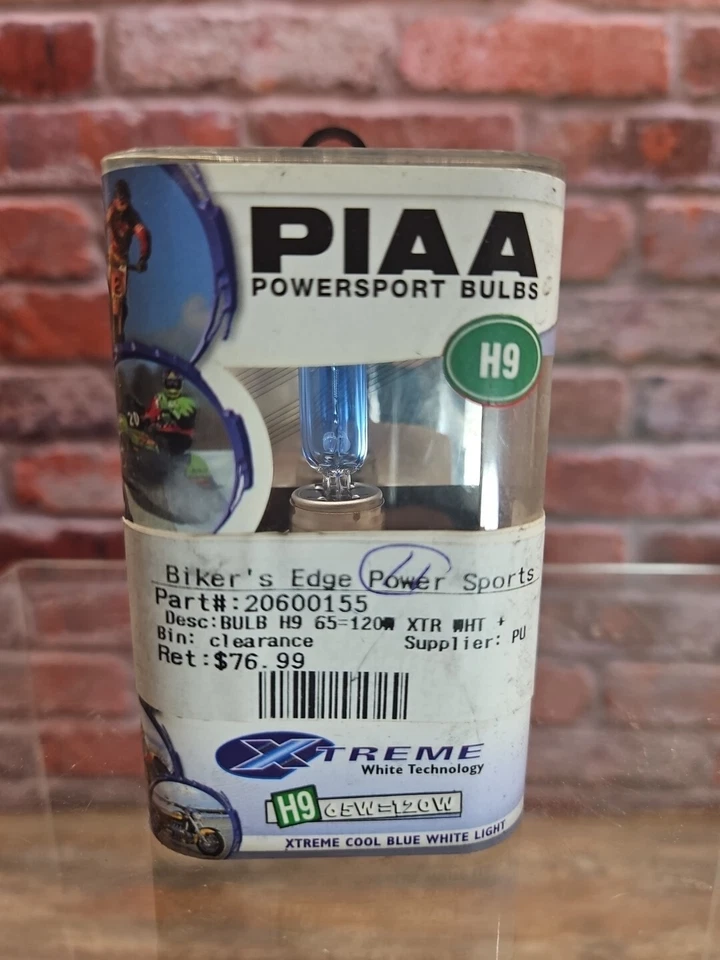 PIAA 70955 Xtreme White Plus H-9 Bulbs - 65W=120W - Image 2 of 4