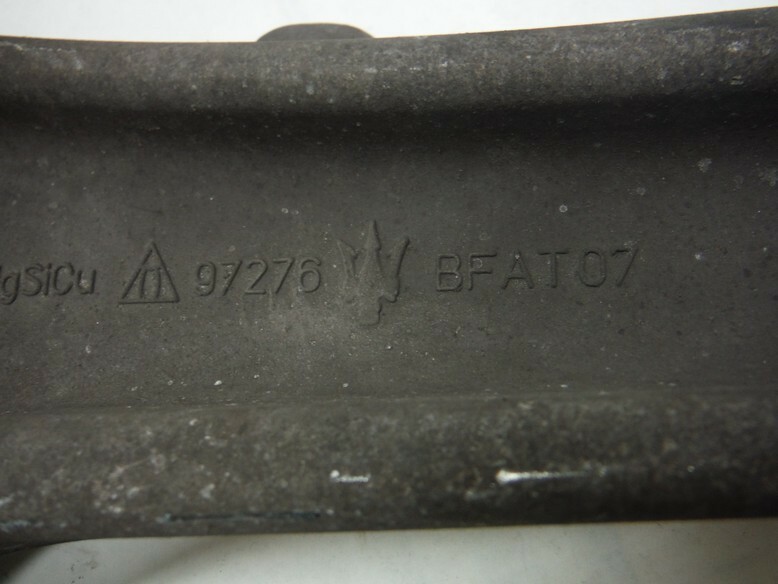 MASERATI PASSENGER RIGHT CONTROL ARM 06700071790