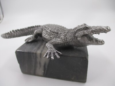 alligator crocodile africa  hotrod  ratrod car hood ornament
