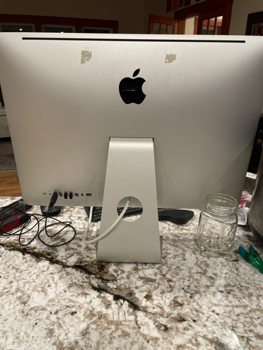 iMac Desktop 21 Inch 500 GB - Picture 2 of 2