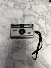 Vintage 1960  s Kodak Instamatic 104 Camera - Made In USA - Untested As Is