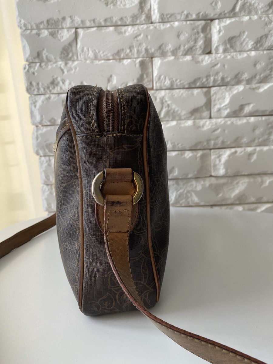 Vintage Chloe Canvas Crossbody Bag From 80s Very Rare RRP Vintage Chloe Canvas Crossbody Bag From 80s Very Rare RRP