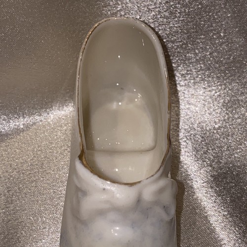 Vintage Miniature Shoe Caledonia Heraldic China Large Wheel Lakey, Isle of Man - Picture 6 of 11