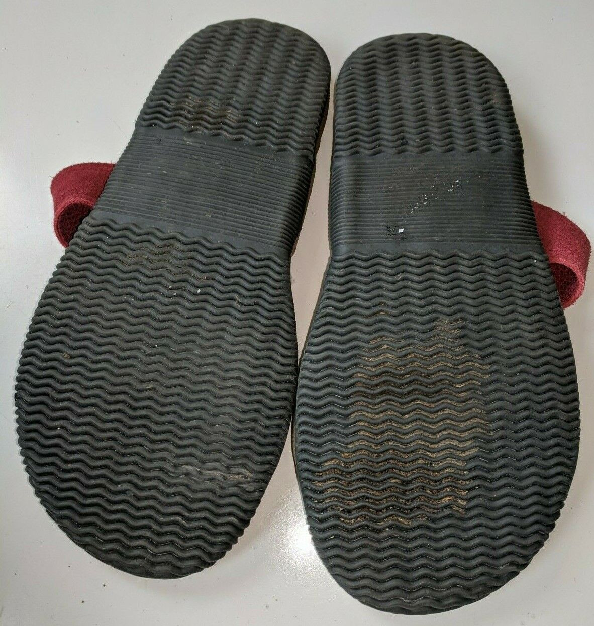 SIMPLY BASIC RED FABRIC 2 STRAP SLIDES FLATS SAND… - image 8