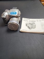 Fuji Finepix S3000 Digital Camera WORKS