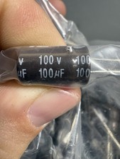 200x Illinois Capacitor 107CKE100MLQ 100uF 100V Radial Electrolytic Capacitors