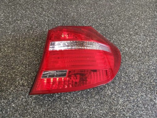 BMW 1 E81 Rücklicht hinten rechts 716495605 2.00 Diesel 2006 33844030