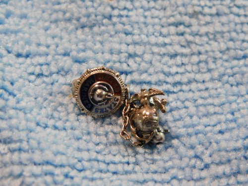 Silver Tone Enamel United States Marine Corps Military Pin - Picture 2 of 4