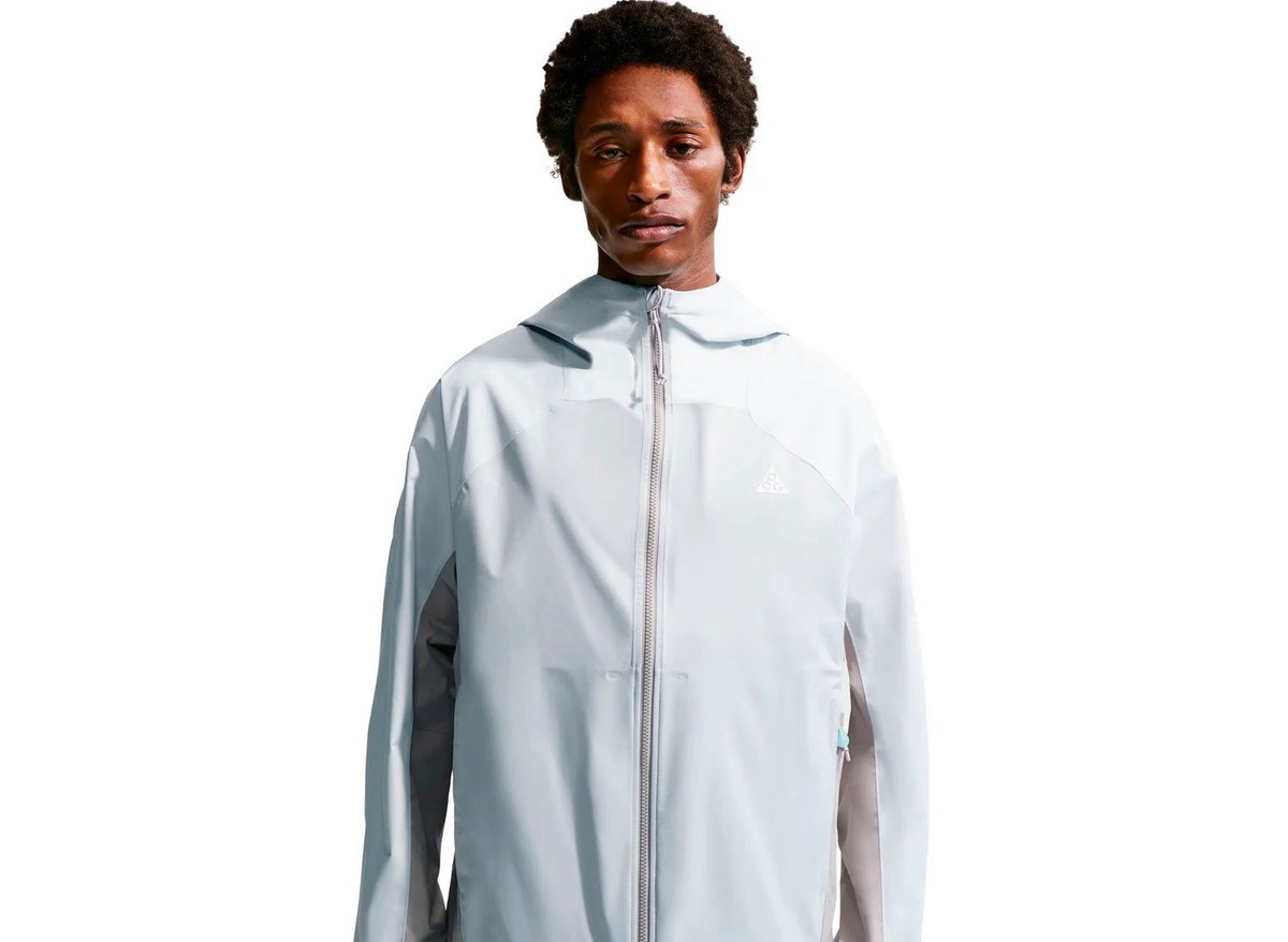 Men's Size Large - New Nike ACG Phantazma Storm Rain Jacket IF1143