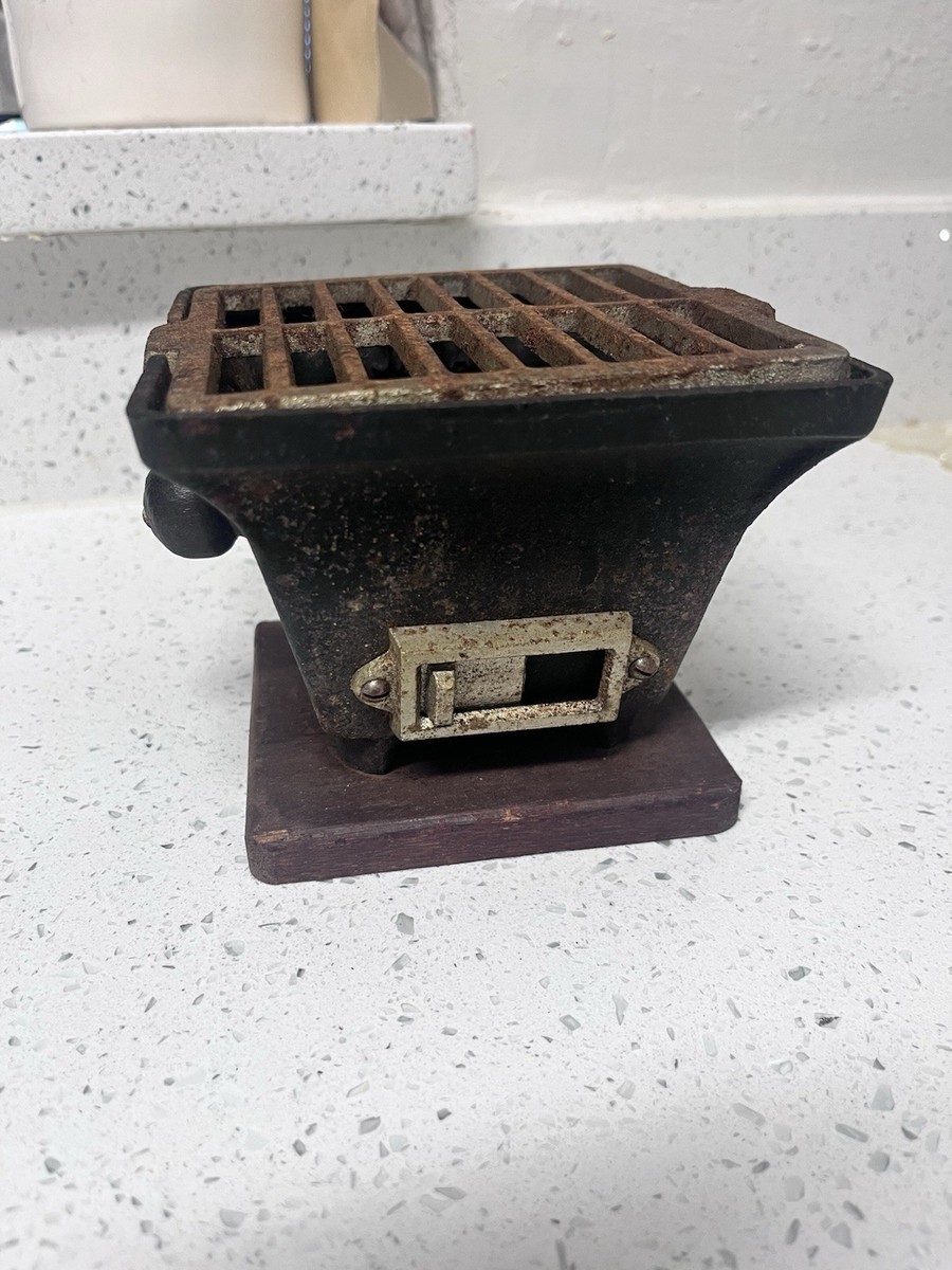 火鉢　座敷火鉢 Vintage Cast Iron Mini Hibachi Grill Japan Tabletop w/ Vent