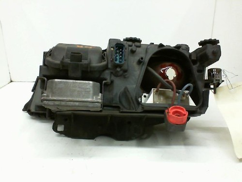 Phare droit occasion B.M.W. SERIE 7 III Phase 1 - 725 TDS - Photo 3/4