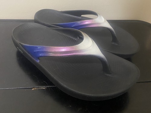 OOFOS OOlala Luxe Flip Flops W8 Oofos OOlala Luxe Sandal Iridescent