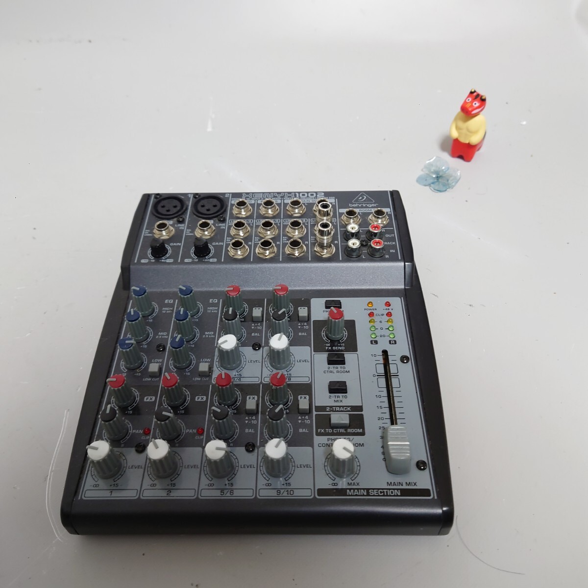 BEHRINGER XENYX1002 analog mixer | eBay