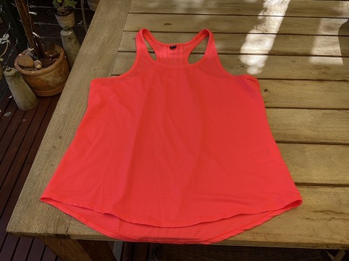 Neon Coral Orange Pleat Back Singlet Tank Top Women’s Size M 12 Running Gym EUC - Picture 2 of 9