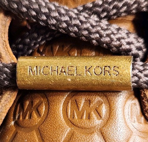 NWOB MICHAEL KORS Easton Waterproof Lace-Up Lined Size 6M - Picture 6 of 13