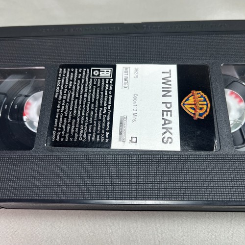 Twin Peaks (VHS, Warner Bros. / David Lynch / Series Premiere w. Bonus Footage) - Picture 2 of 13