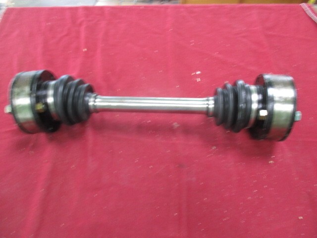Rolls Royce Silver Spur, Bentley 8, Mulsanne S rear axle driveshaft UG14547, NOS